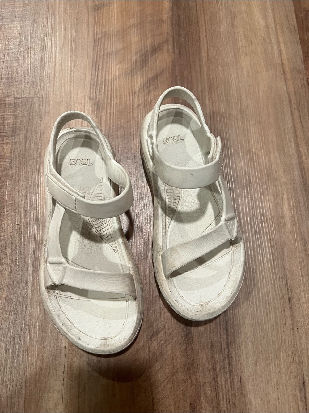 Teva Women’s Hurricane Sandals